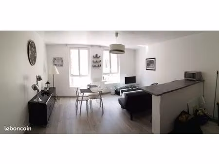 appartement 44m2 au pied de la gare le havre eau comprise
