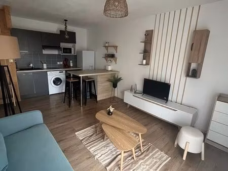 t2 meublé piscine et gardien