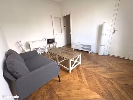 cet bien 2 pièces meublé