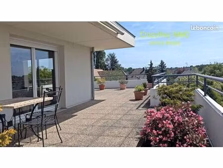 appartement attique t5 84m2 terrasse 105m2