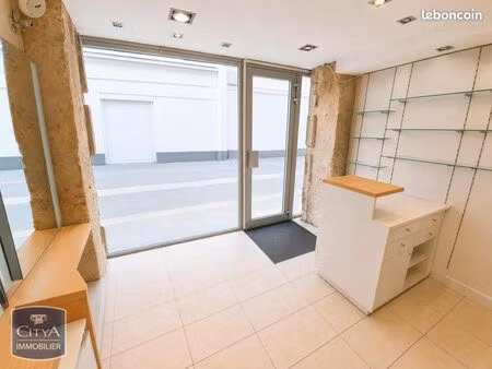 commerce 39 m²