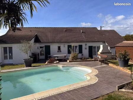 pavillon 4 pièces 120 m²