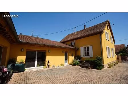 maison 7 pièces – 197 m²