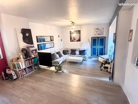 maison 5 pièces 90 m²