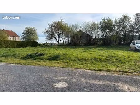 terrain 671 m² chantraines
