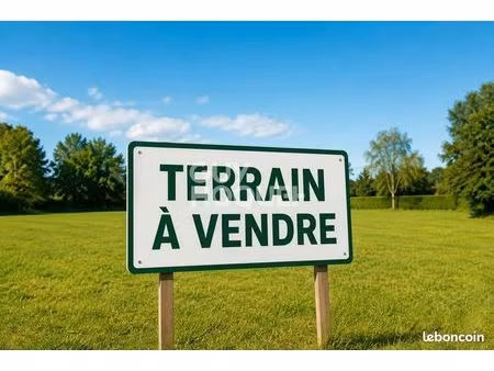 terrain 258 m² solers