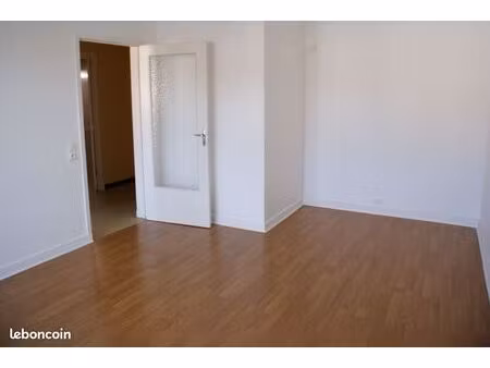 loue f 1 bis beaumont