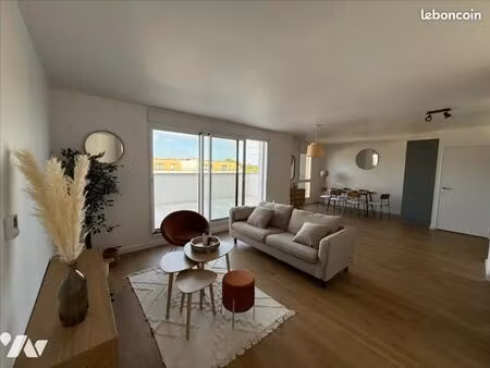 appartement 4 pièces 94 m²