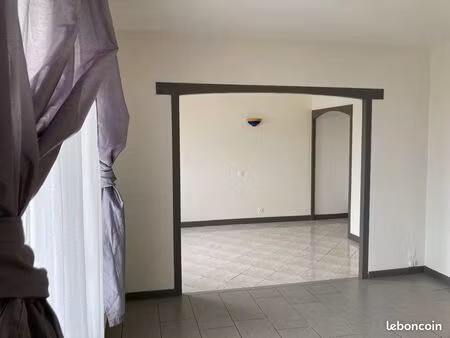 appartement t3 lumineux  garage et jardin