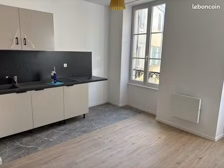 appartement t2 centre issoire refait à neuf