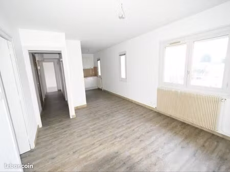 appartement 4 pièces 80 m²