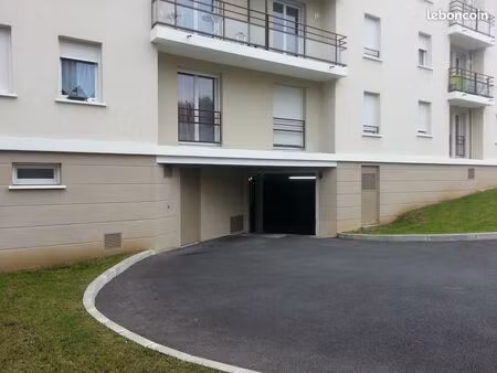 parking sous-sol résidence sécurisé