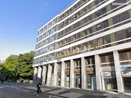 bureaux 225 m²