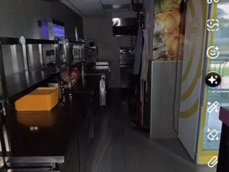 commerce restaurant
