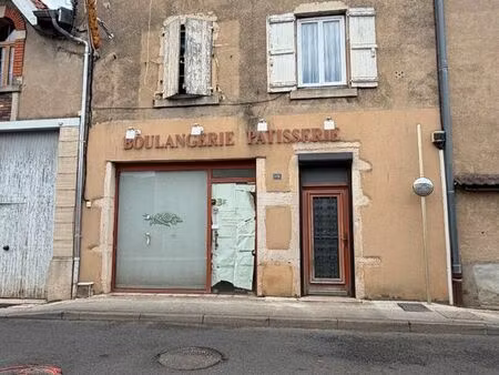 local 27 m² sennece les macon
