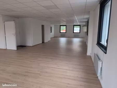 local 96m2