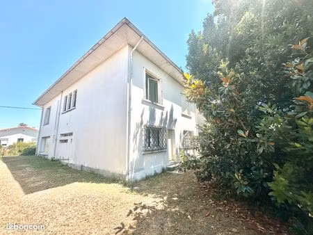 belle maison familiale au coeur de gujan-mestras