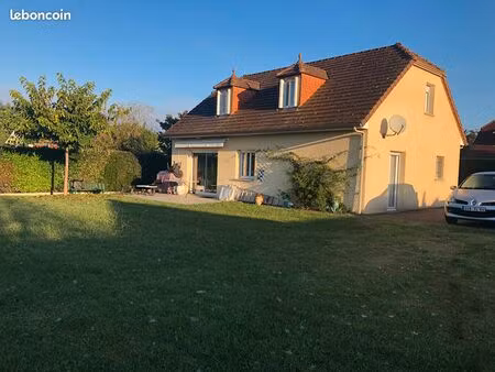 maison 5 pièces 136 m²