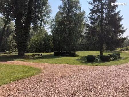 domaine magnifique et salons de réceptions sur plus de 3 hectares