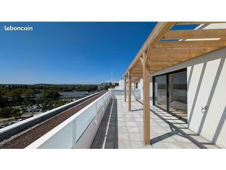 duplex d'exception 93 m² – dernier étage avec terrasse – hyper centre de lens