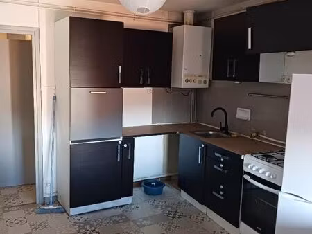 grand f4 de 84m2 centre ville