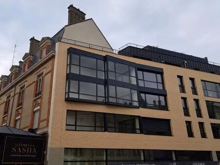 reims hyper centre place d erlon f2 meublé neuf haut gamme