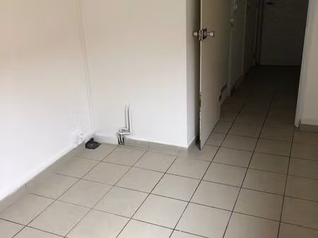 bureau / local d'activité 18m² - tout compris