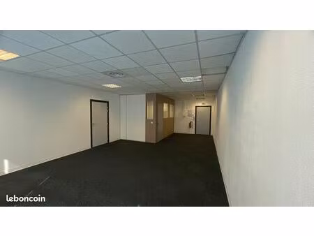 bureau 51m² / villeneuve-d'ascq / dispo immédiate