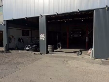 garage automobile