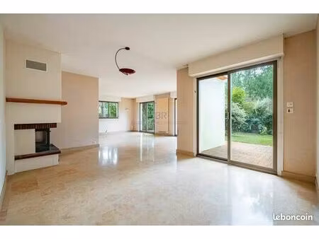 maison 6 pièces 150 m²