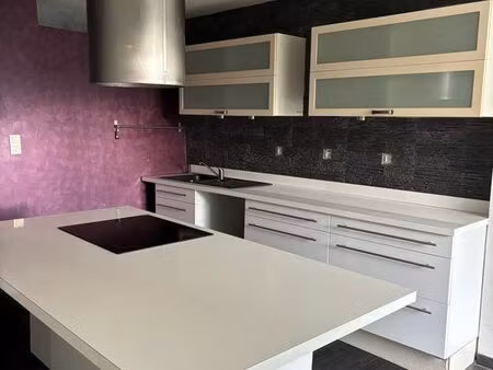 location maison t3 bourg de mirefleurs