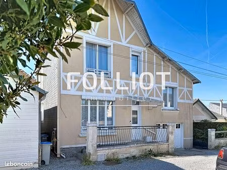 maison 8 pièces 132 m²