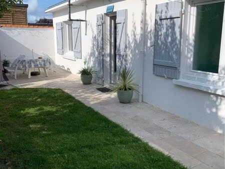 petite villa avec jardin 150m plage