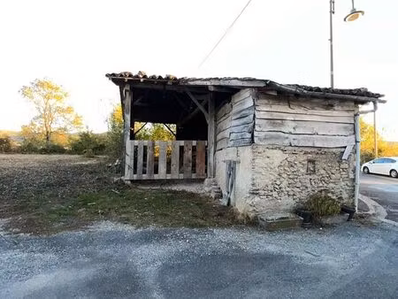 terrain et hangar