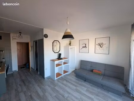 studio a 50m de la mer