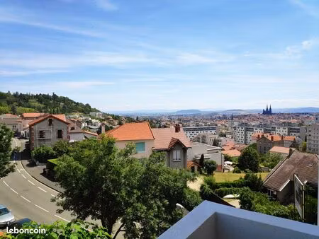 t3 refait 61 08 m²  vue dégagée  2 balcons  garage et cave privatifs