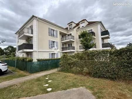 studio 1 pièce 33 m²