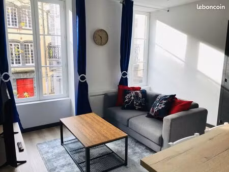 superbe t2 de 34 m2 meublé en centre-ville – 1er étage