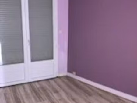location t2 centre bourg