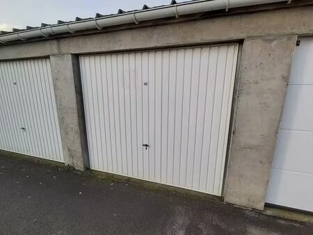location garage wormhout