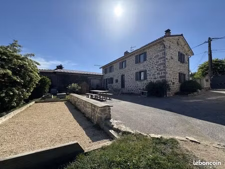maison 4 pièces 185 m²