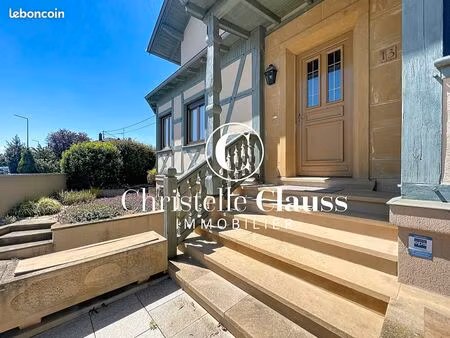 propriété 6 pièces 157 m²