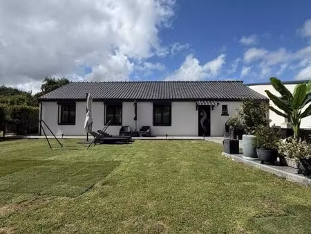 maison 8 pièces 101 m²