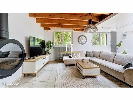 maison de ville 6 pièces 158 m²