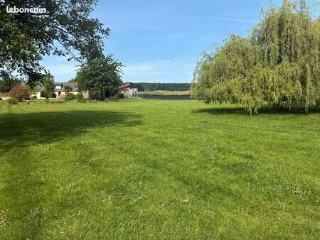 terrain 1900 m² saint-aubin-le-cauf