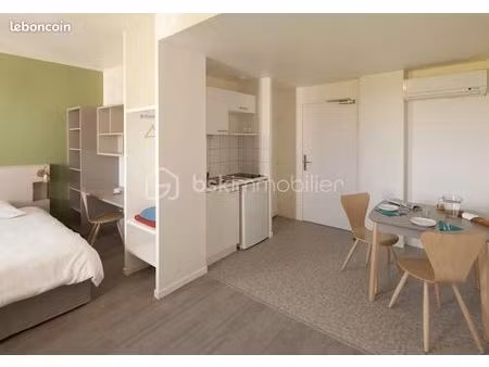 appartement 1 pièce 18 m²