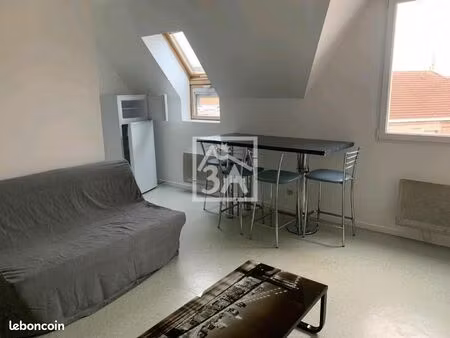studio 1 pièce 24 m²