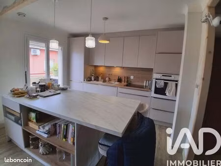 appartement 3 pièces 80 m²