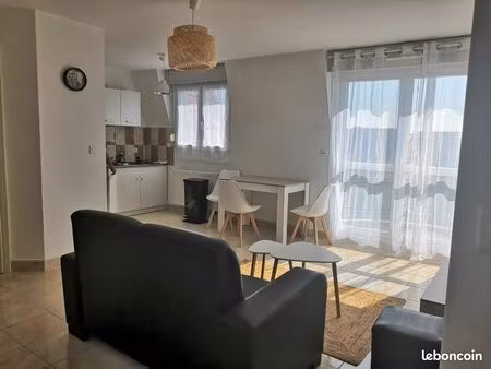 joli appartement meublé 2 pièces  balcon et garage