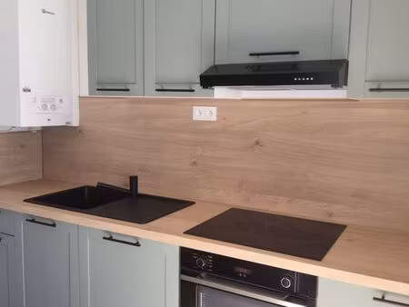 appartement 5 pièces 97 m2 155000